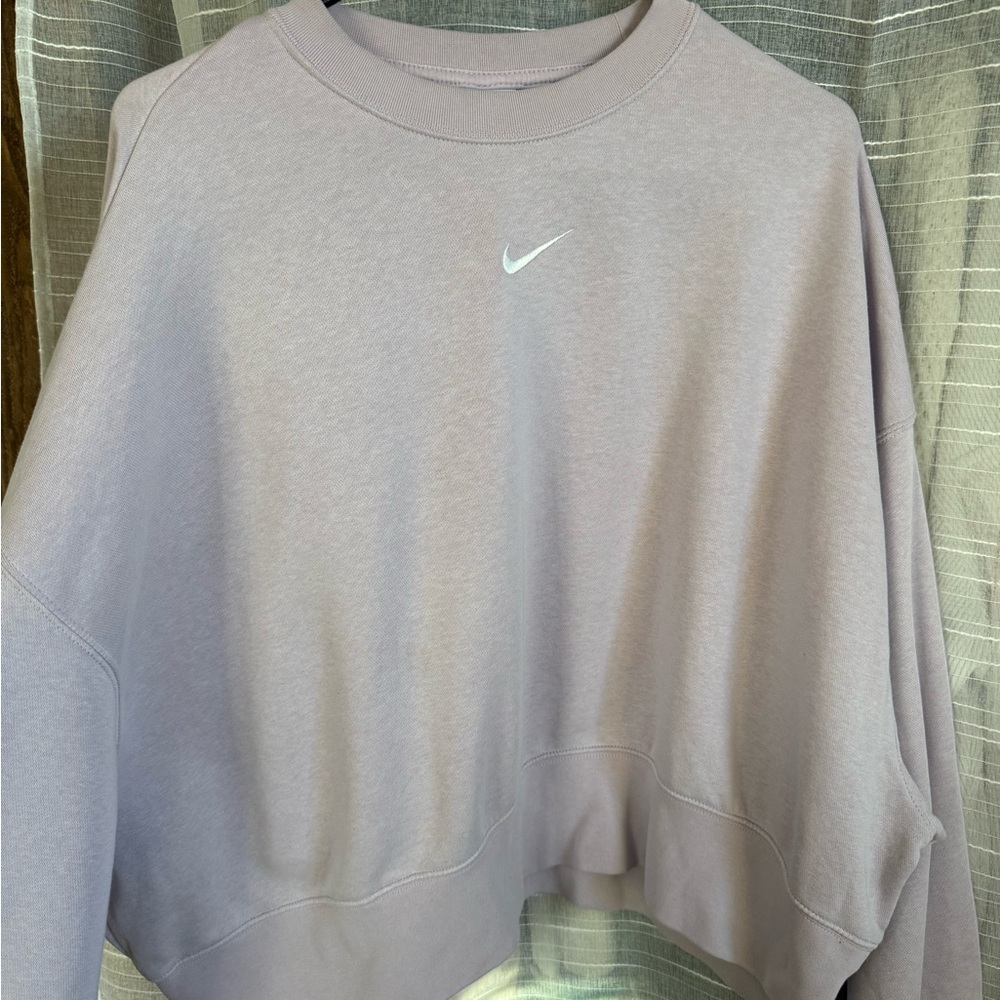 Nike Women's Lavender Crewneck